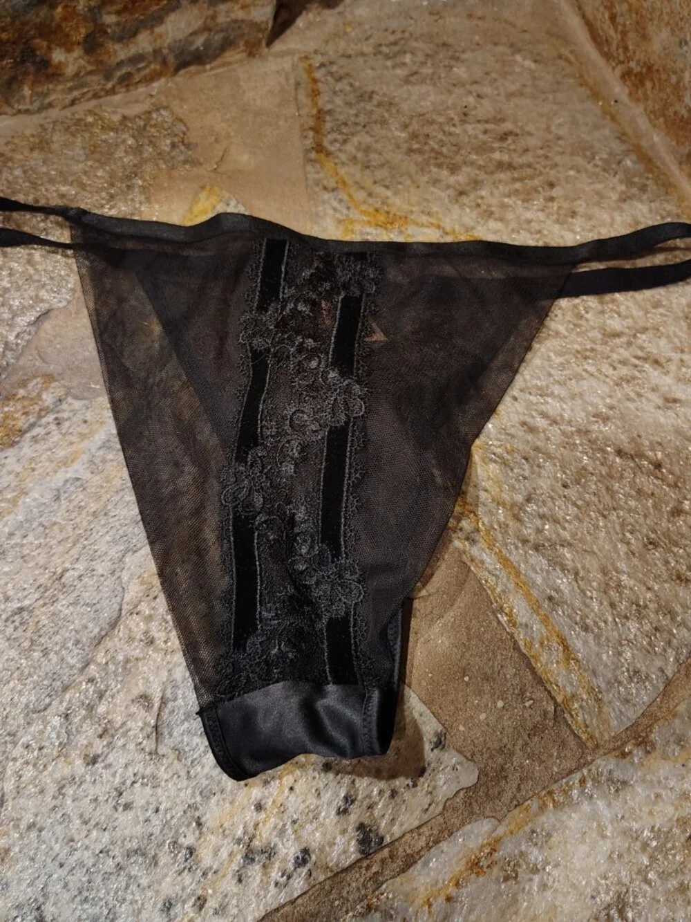 Victoria's Secret Very Sexy Brazilian Velvet Trim Black Panties Size XL